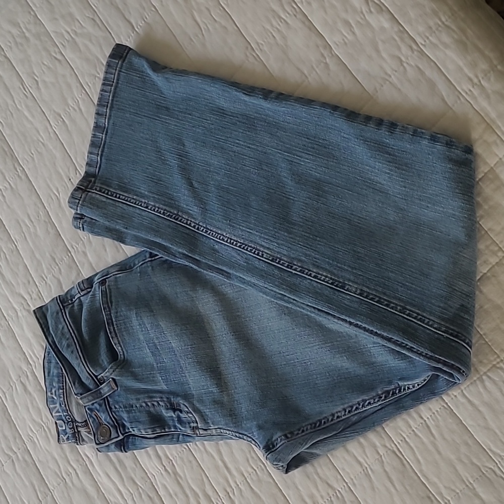 Merona midrise slim boot cut light Blue wash Basic Plain Jeans size 2 Regular